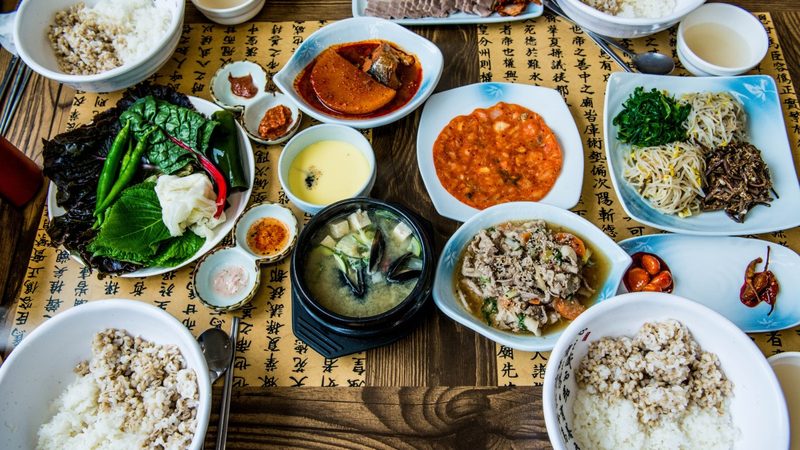 食品代工贴牌定制：揭秘一站式生产流程